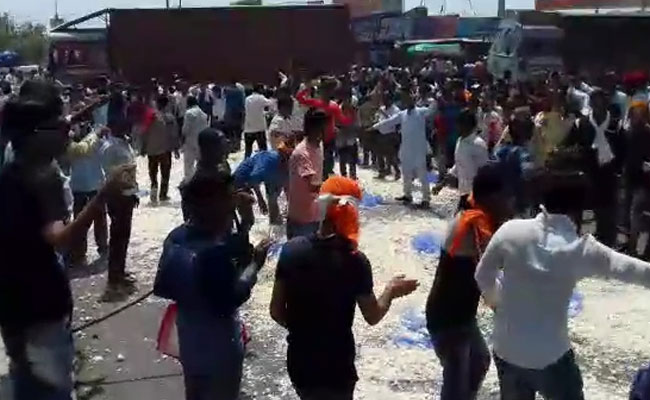 At Madhya Pradesh Farmers' Protest, 5 Dead, Unclear Who Fired